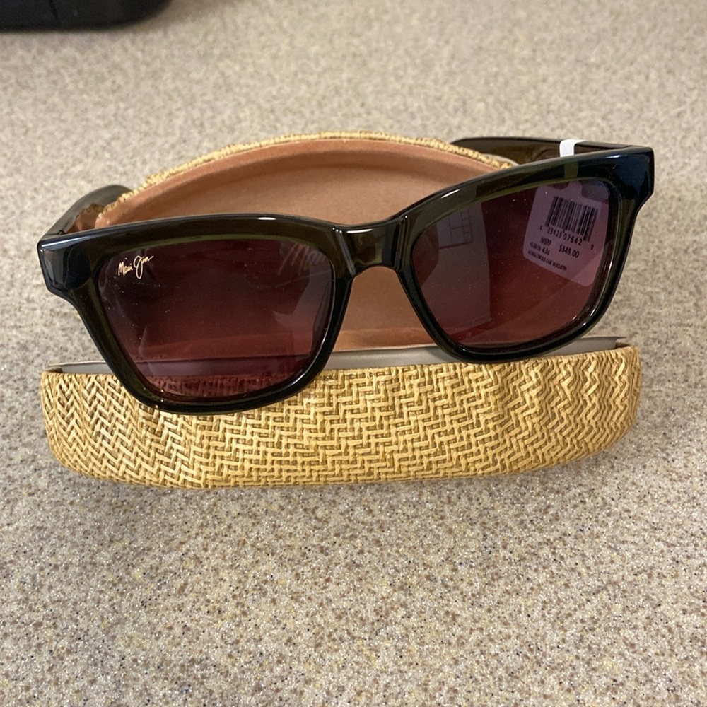 NWT Maui Jim Hanohano sunglasses